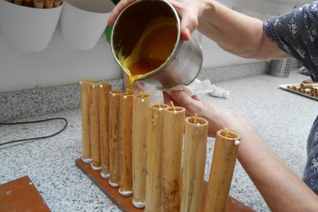 Taller artesanal: crea tu propias velas de cera y cata de miel