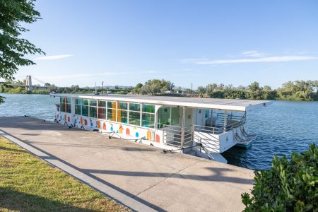 Programa 10: Centro de Interpretación del Arroz + Crucero en barco eléctrico por el Ebro + Comida en una singular barraca + Torre de la Guardiola & puerto pesquero de La Ràpita